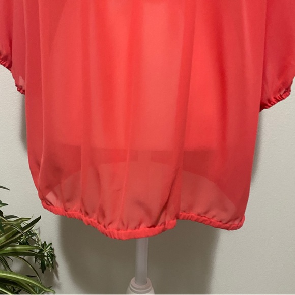 Lane Bryant, Plus Size 2 X Ruffle Chiffon Top V-Neck 3/4 Sleeves - Picture 5 of 10